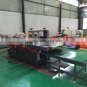 Automatic partition assembler machine/ Automatic cardboard or clapboard insertion machine