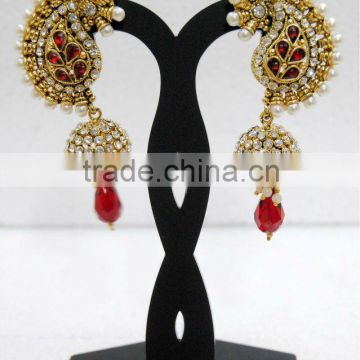 SpeCial EaRRinGS ESpEciAlLy FoR aLL GiRlS GRAb iT,,,