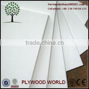 Particle Core White Polyester Plywood