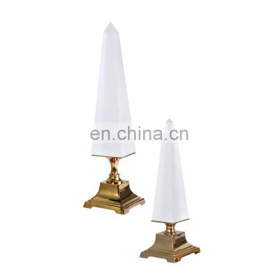 Crystal obelisk on metal base for home decoration and wedding decoration