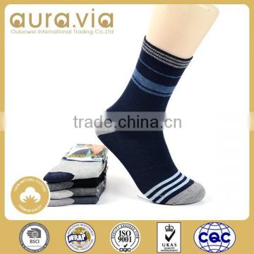 New design fashion style customized cotton sock for boys