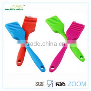 Cute color silicone camping oil brush with steel inside