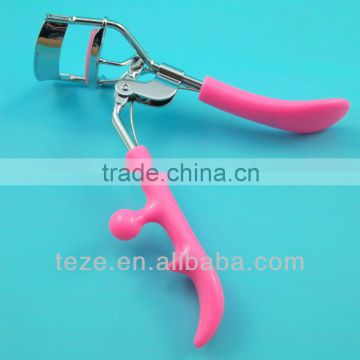 Easy using handle pink eyelash curler