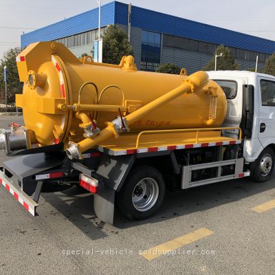 Compact Dongfeng Tuya Sewage Suction Vehicle for Urban Sanitation Services