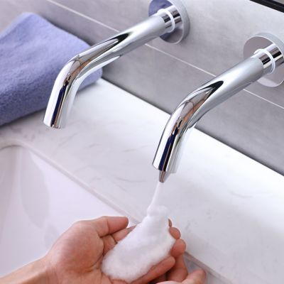 Automatic induction foam hand sanitizer