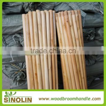 factory wholesale varnished wooden broom handle/stick