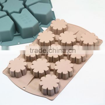 Reuseable Handmade Silicone Soap Cake Mold Flower Shape Baking Mould