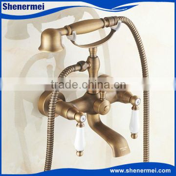 Brass main body and zinc alloy handle Shower Room Faucet