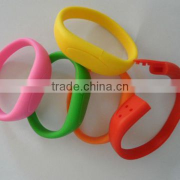 Free Packing Hot Selling Colorful USB Silicon Bracelet