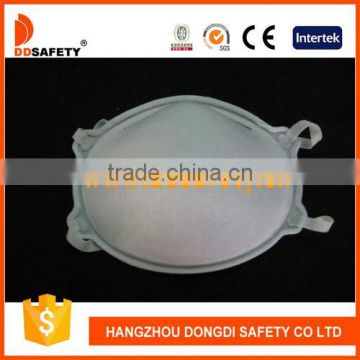 Dust mask without valve