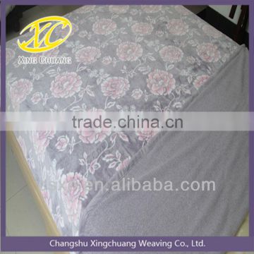 100% polyester warp knitted,quilts made in china
