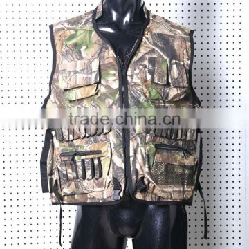 2016 Factory direct sale latest product camouflage fishing vest outdoor use