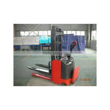 China Top electric stacker 1.0-2.0ton with DC motor