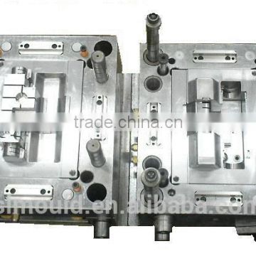 low cost plastic injection molding