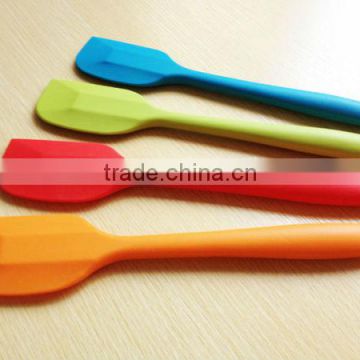 Alibaba China Supplier BPA Free silicone spatula private label