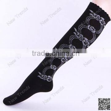 Elegant pattern black tube knee high sock