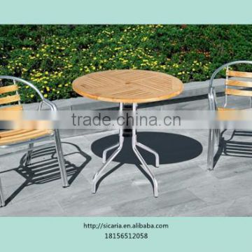 OUTDOOR SET WITH TWO WOOD CHAIR AND ONE ALUMINUM TABLE