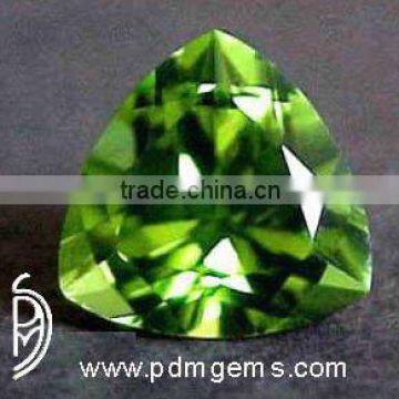 Peridot Semi Precious Gemstone Trillion Cut For Diamond Jewellery From Manufacturer/Wholesaler
