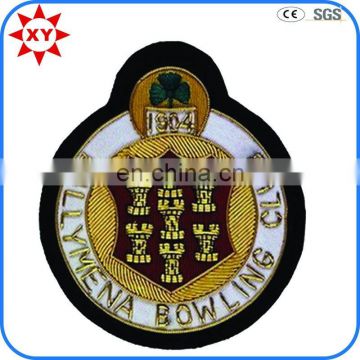 Factory price custom pin badges gold dealer