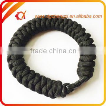 Black High Quality 550 Paracord Bracelet with plastic buckle