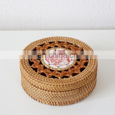 High Quality Woven Rattan storage basket box With ceramic centerpiece suitable for storing small items Wholesale