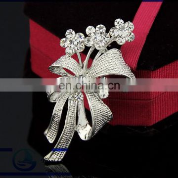 Factory direct hot sell lovely flowers - brooch women Bouquets of silver brooch scarf buckle