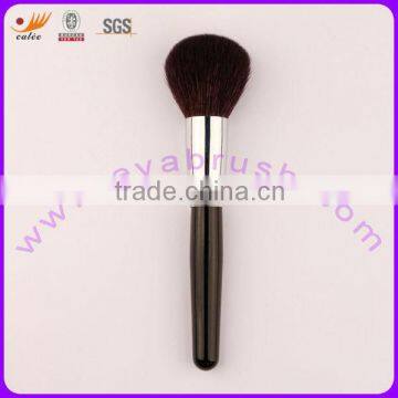 Single Powder Brush with Wooden Handle