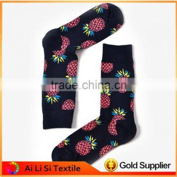 Quality hot sell cotton men colorful socks with pineapple design,pineapple tube socks