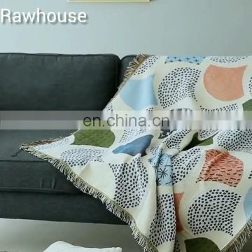 Amazon hot sale RAWHOUSE low moq cotton picnic custom woven blanket with tassel use for sofa chair cover
