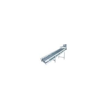 Supply lifter for fruit and vegetable juice production line