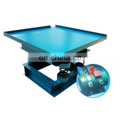 Vibration table for vibrating table for concrete moulds machine