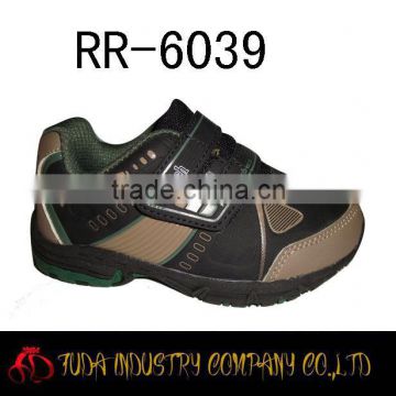 good selling kid sport running shoes