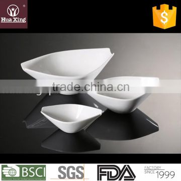H7109 restaurant and home white porcelain triangle shaped bowl