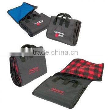 Fleece Picnic Blanket Bag