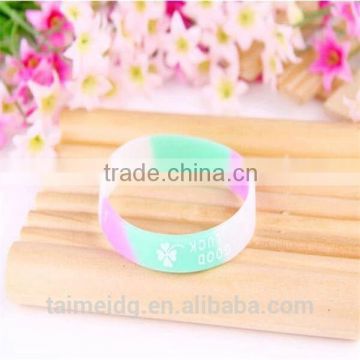 China factory clear rubber silicone bracelets