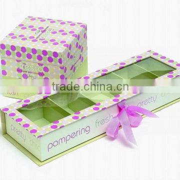 Window Gift Box With Ribbon Bow