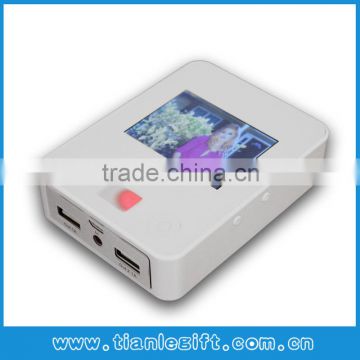 2.4 Inch LCD Screen Video Play Power Bank