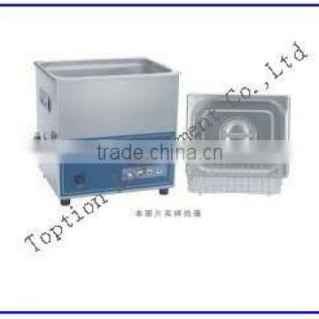 Dual-frequency Ultrasonic cleaning tool