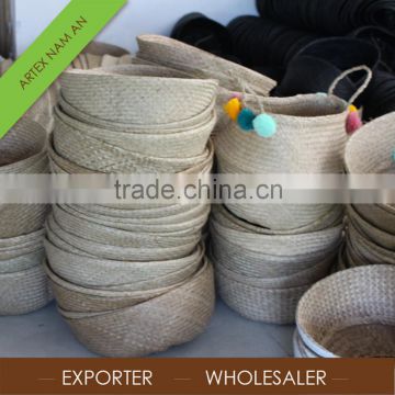 Vietnam Foldable Seagrass Basket, laundry seagrass basket, seagrass rice basket with pom pom
