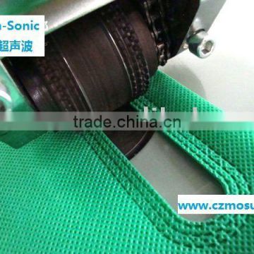 Ultrasonic non-woven bag making machine