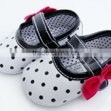 Lovely toddler shoe, baby shoe