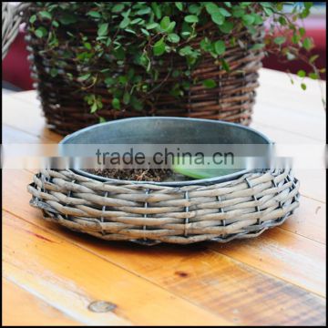 wicker baskets with iron wholesale