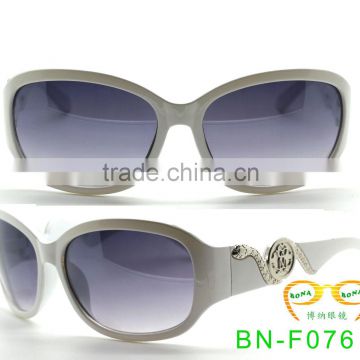 Top Promo White Fashion Sunglasses