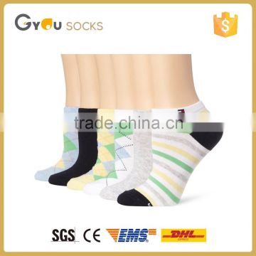 Custom Popular Women ankle Socks with Colorful stripes Cotton Socks Manufacturer