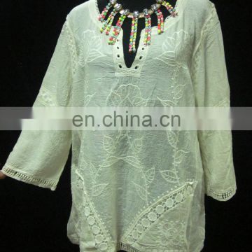 HQ-08 Fashion long sleeve embroidered floral lace dress in white