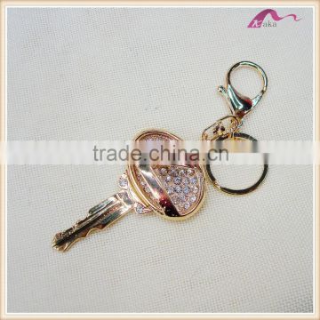Latest Custom Shaped Crystal Keychain Car Logo Key Chain Wholesale