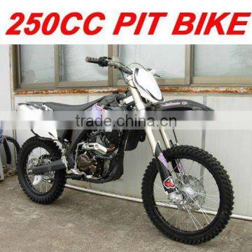 250CC FULL SIZE DIRT BIKE (MC-676)