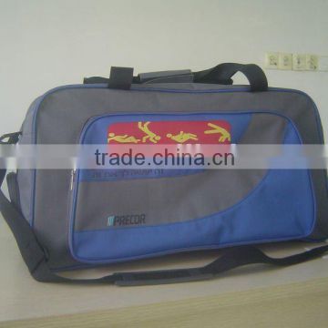 600D cheap sport bag with front pocket