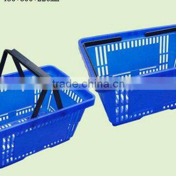 plastic basket with handle
