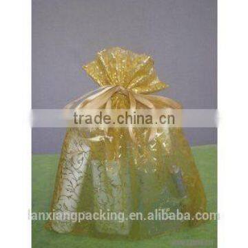 Drawstring round pouch organza